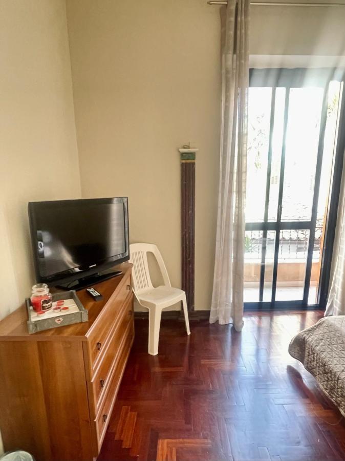 Apartament Dimora Di Maury A Due Passi Dai Trasporti E Da Ballaro باليرمو المظهر الخارجي الصورة