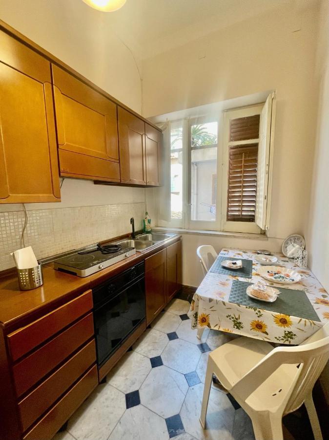 Apartament Dimora Di Maury A Due Passi Dai Trasporti E Da Ballaro باليرمو المظهر الخارجي الصورة
