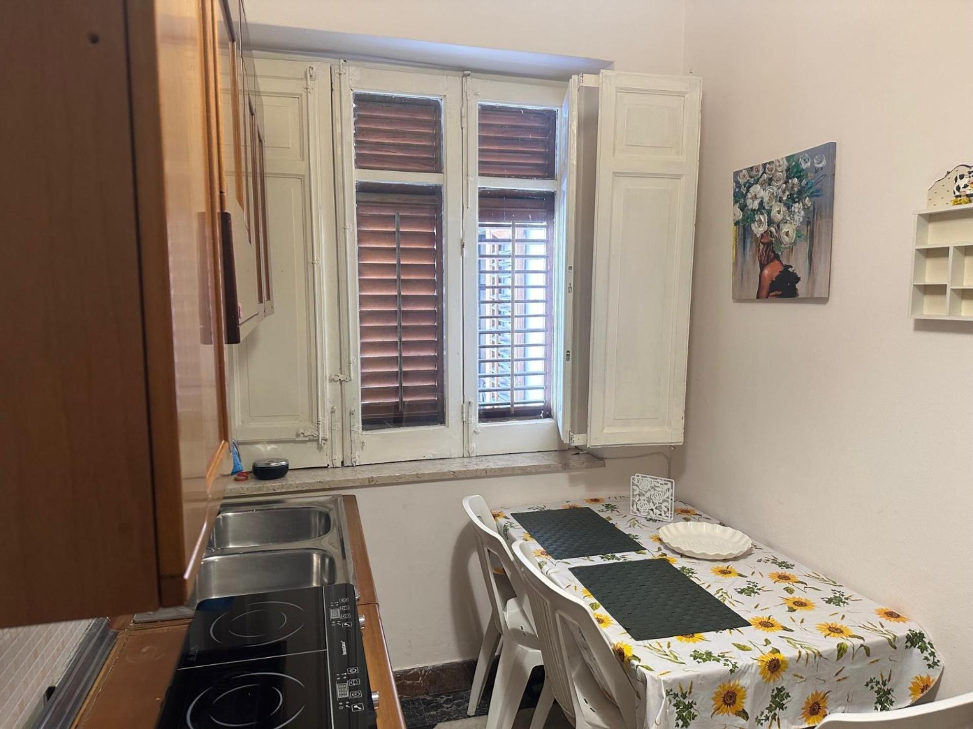 Apartament Dimora Di Maury A Due Passi Dai Trasporti E Da Ballaro باليرمو المظهر الخارجي الصورة