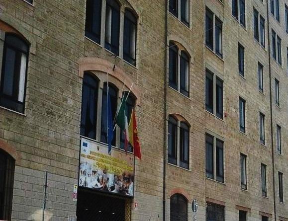Apartament Dimora Di Maury A Due Passi Dai Trasporti E Da Ballaro باليرمو المظهر الخارجي الصورة